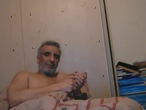 Screenshot from 0luvmonkey webcams