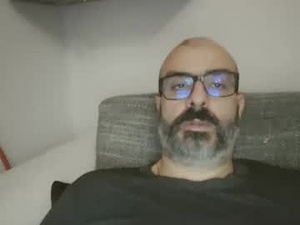 Screenshot from 1_dominant_man webcams