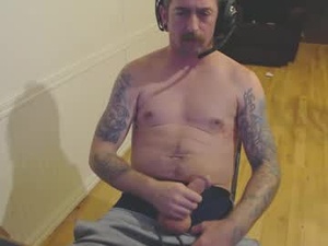 Screenshot from 1daddyof7four20 webcams
