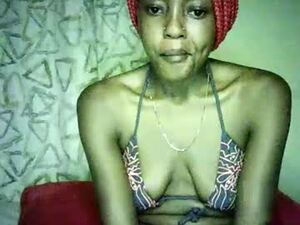 Screenshot from 1million555015 webcams
