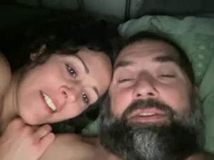 Screenshot from 420kc_couple webcams