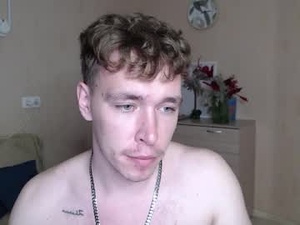 Screenshot from _antin3uk_ webcams