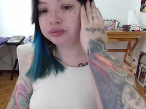 Screenshot from _babybunny__ webcams