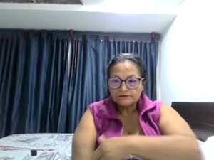 Screenshot from _cristal15 webcams