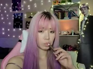 Screenshot from _eve____ webcams
