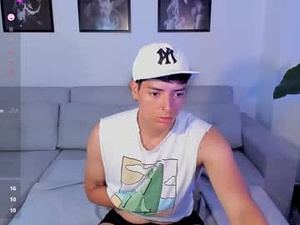 Screenshot from _jacobmiller__ webcams