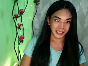 Screenshot from _karie_ webcams
