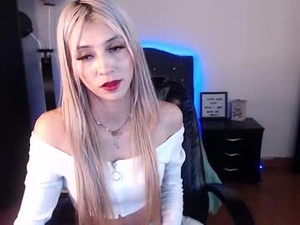Screenshot from _lia_baby webcams