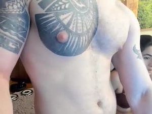 Screenshot from _litteangie_ webcams