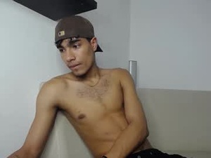 Screenshot from _luxury webcams