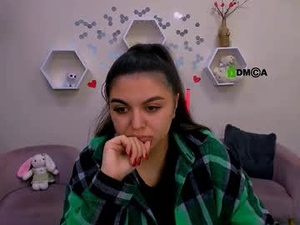 Screenshot from _princess_rosie webcams