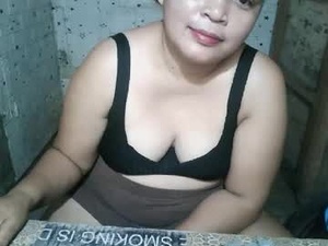 Screenshot from _simply_mama webcams