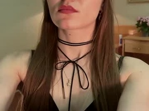 Screenshot from _velvetty_ webcams