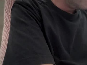 Screenshot from a_friend_next_door webcams