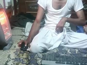 Screenshot from aakhan804 webcams