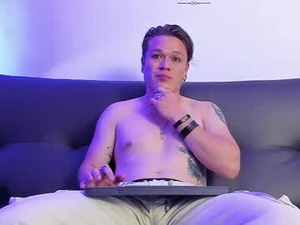 Screenshot from aaron_blaze webcams