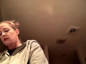 Screenshot from aceofspades4469 webcams