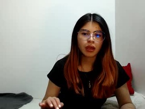 Screenshot from acid_katkryon webcams
