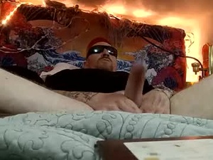 Screenshot from act_right_dub420 webcams