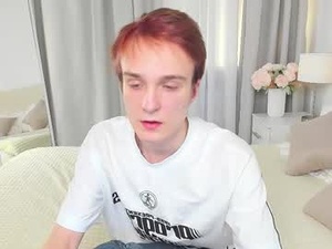 Screenshot from adam__youn webcams