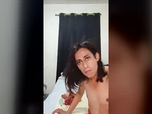 Screenshot from adariana22 webcams