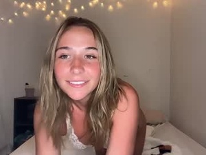 Screenshot from addisonn3 webcams