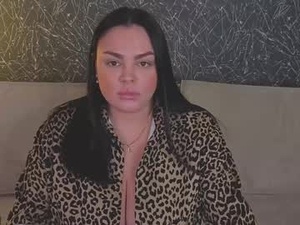 Screenshot from adele_crown webcams