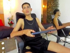 Screenshot from adonis_wb webcams