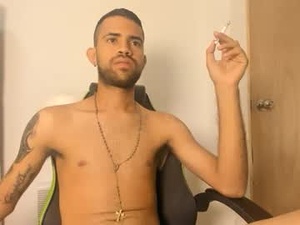 Screenshot from adri_sexboy229 webcams
