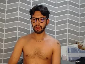 Screenshot from adrian_falcon webcams