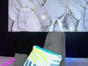 Screenshot from adrian_supercock webcams