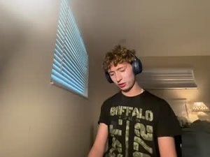 Screenshot from adrienblondboy webcams
