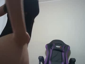 Screenshot from agata_hot26 webcams