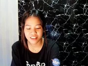 Screenshot from agatha_whore webcams