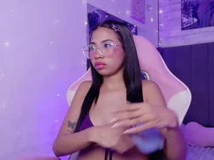 Screenshot from aida_mom webcams