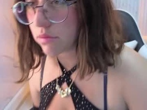 Screenshot from akari1510_tp webcams