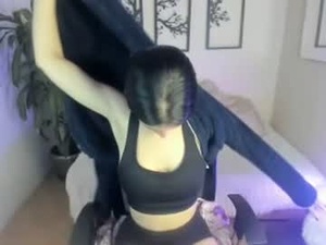 Screenshot from alana_collinss webcams