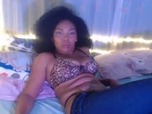 Screenshot from alana_jeans webcams