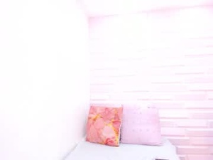 Screenshot from alanna_miaw webcams