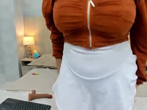 Screenshot from alejandra_tellez webcams