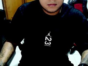 Screenshot from alejoconex6 webcams