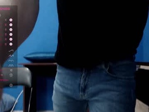 Screenshot from alex_blu webcams