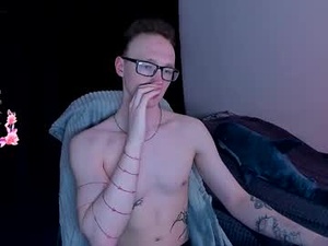Screenshot from alex_silent webcams