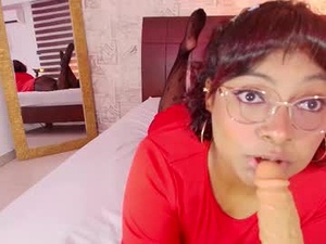 Screenshot from alexa_cruz__ webcams