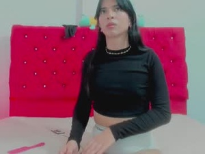 Screenshot from alexa_henao_ webcams