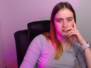 Screenshot from alexa_missu webcams