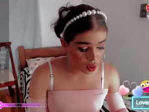 Screenshot from alexandra_evanz webcams