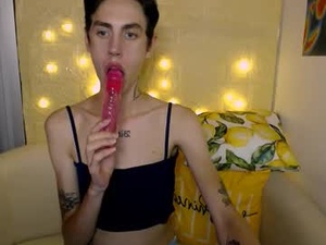 Screenshot from alexnaughty14 webcams