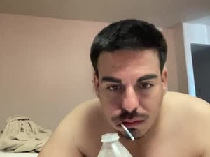 Screenshot from alexwild51 webcams