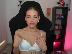 Screenshot from alexxisky webcams